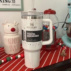 40 oz stanley quencher